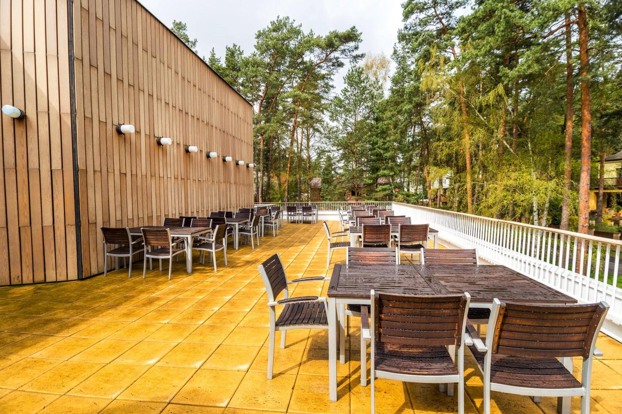 Bezdez Hotel